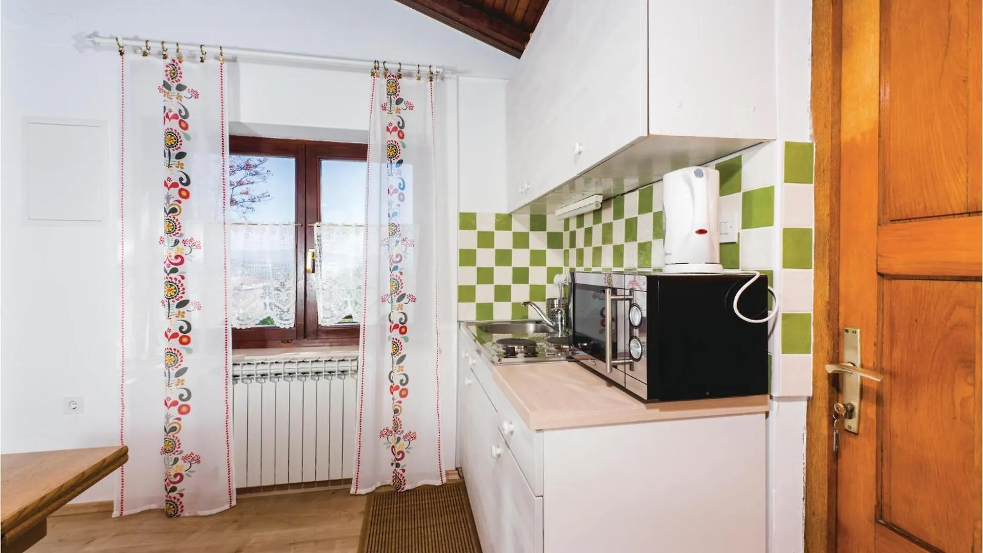Holiday home Amazing Home In Pobri With House Sea View Volosko